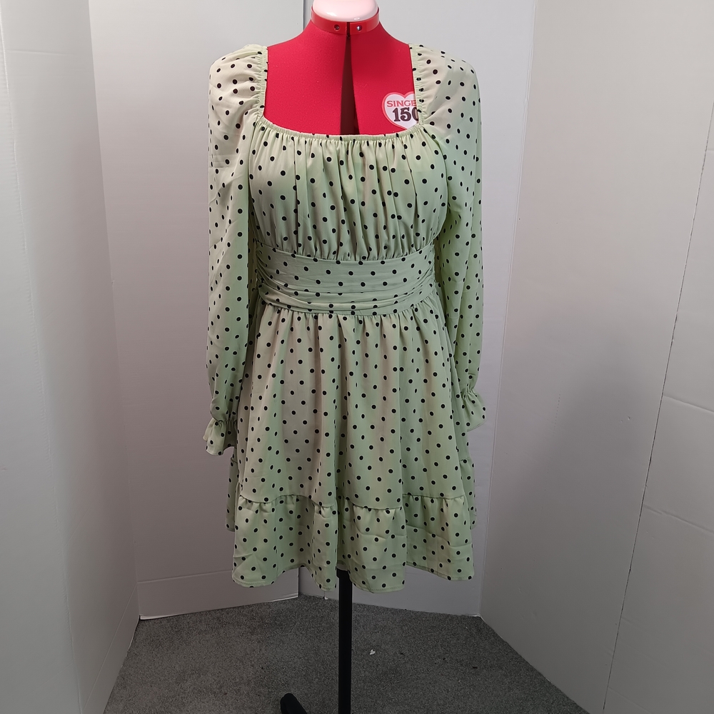 Elegant Green Polka Dot Long Sleeve Dress
